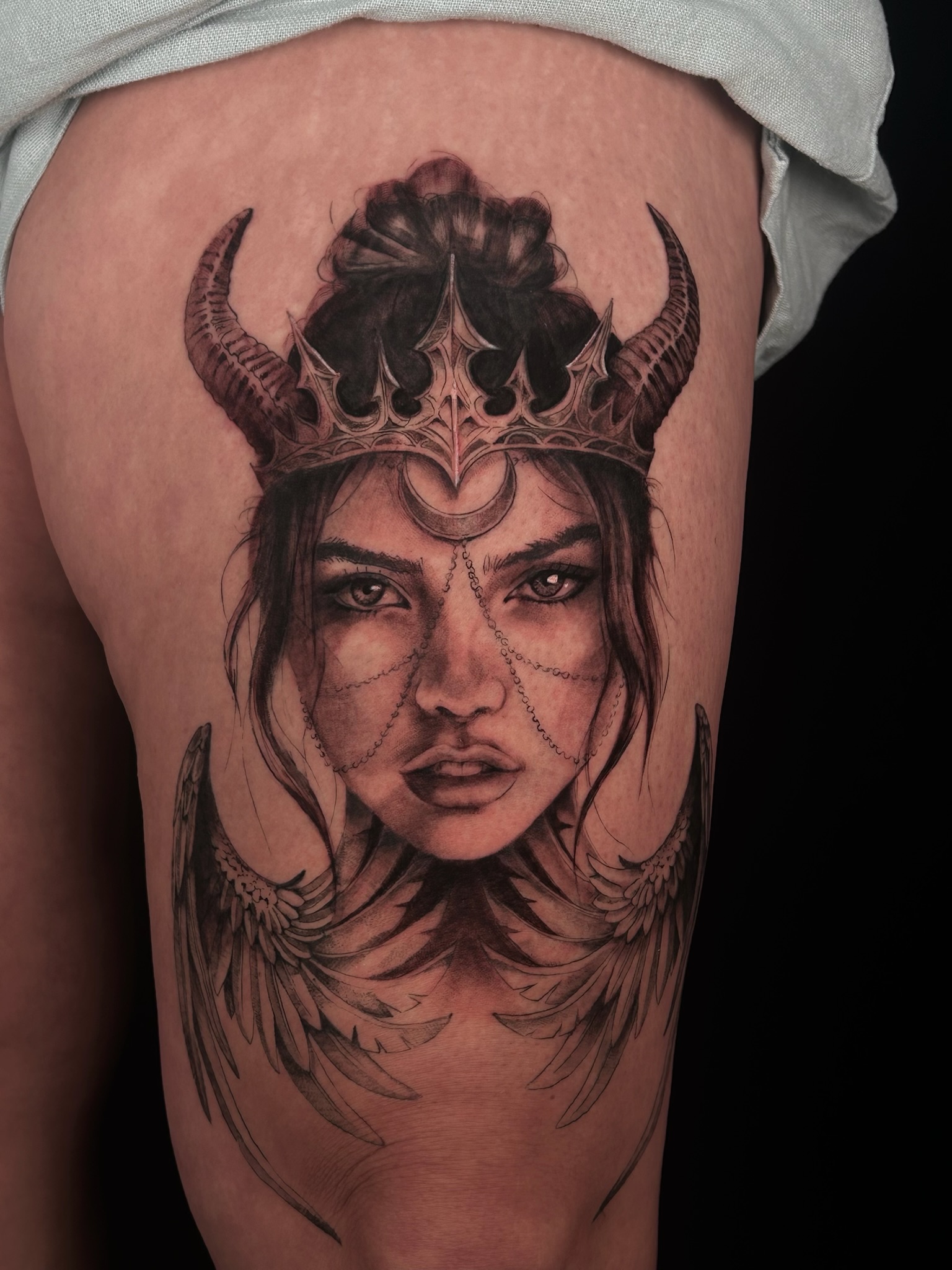 bg surrealism lilith2