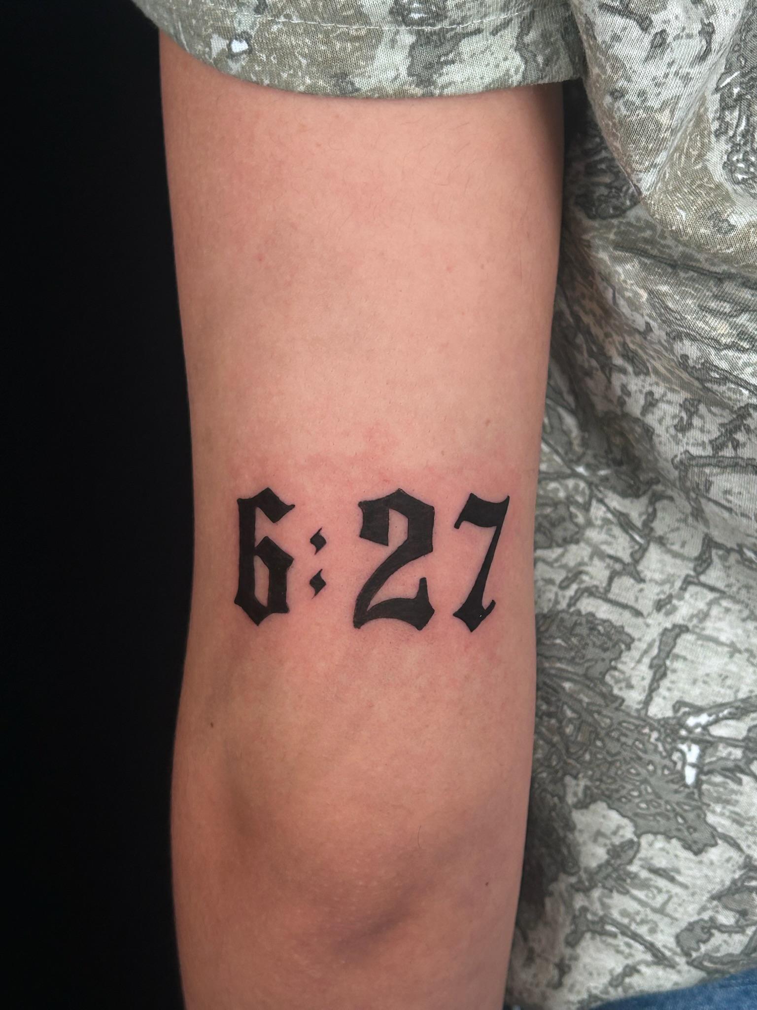 bg lettering gothic627