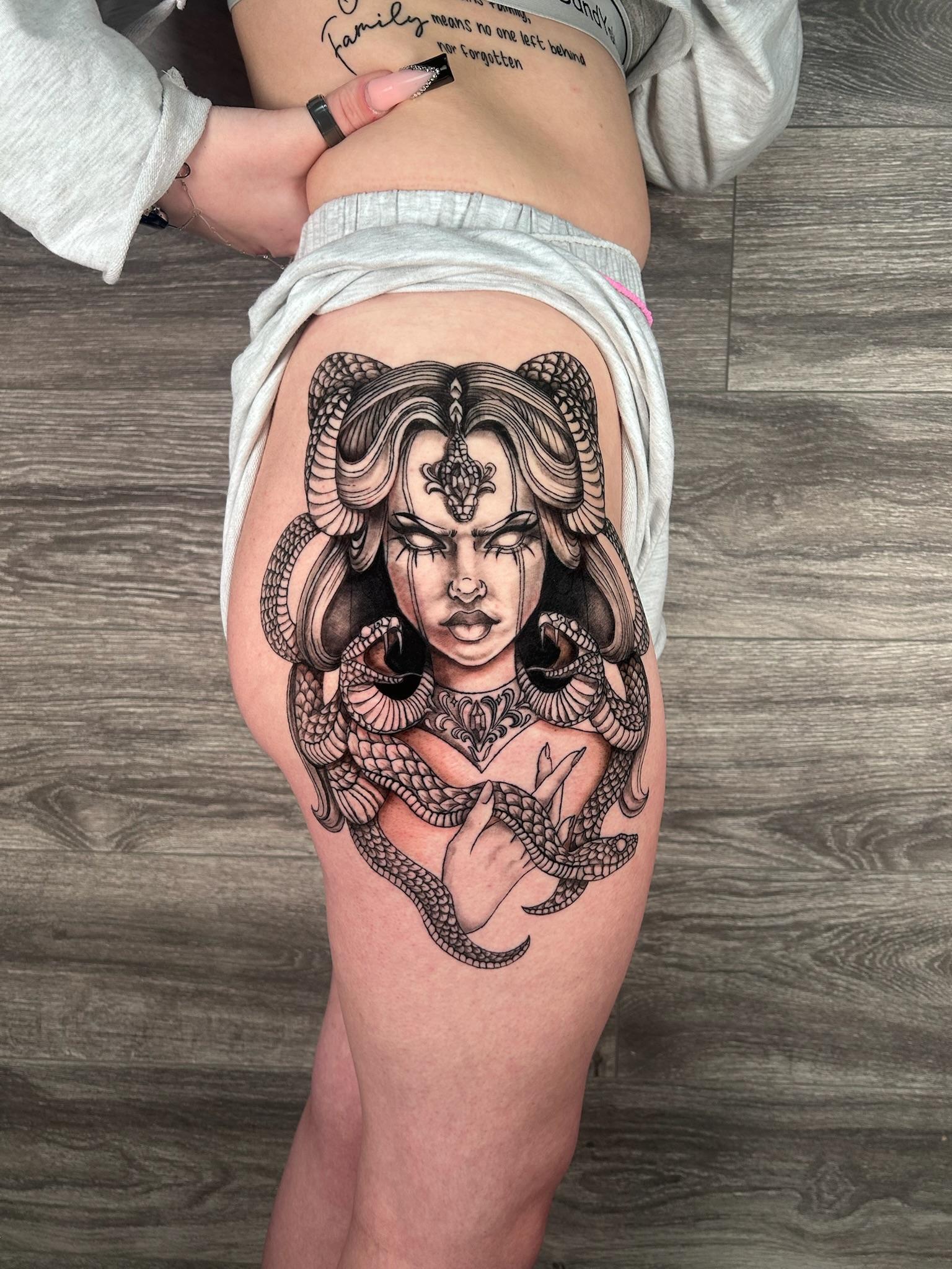 bg neo-traditional realism medusa
